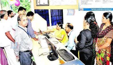 ഇനി തോന്നുംപടി വാങ്ങരുത്: അക്ഷയ സെന്ററുകൾക്ക് സർവീസ് ചാർജ് നിശ്ചയിച്ചു