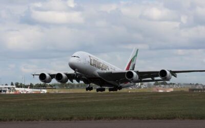 വിമാനത്തിനുള്ളിൽ പവർ ബാങ്ക് ഉപയോഗിക്കുന്നത് വിലക്കി എമിറേറ്റ്‌സ് എയർലൈൻസ്
