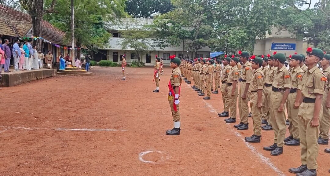 സ്വാതന്ത്ര്യദിനാഘോഷം വർണാഭമാക്കി ആറ്റിങ്ങൽ ഗവ. മോഡൽ ബോയ്സ് വി.എച്ച്.എസ്.എസ്