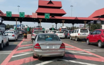 ‘ആദ്യം റോഡ് നന്നാക്കൂ, എന്നിട്ടാകാം ടോള്‍’; പാലിയേക്കരയിലെ ടോള്‍ പിരിവ് തടഞ്ഞത് ഹൈക്കോടതി നീട്ടി