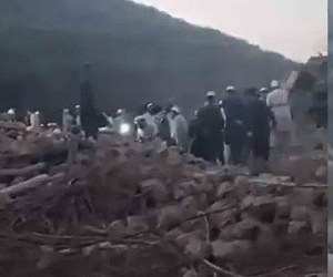 സ്വന്തം ജനതയ്ക്കു മേല്‍ ബോംബിട്ട് പാകിസ്ഥാന്‍; സ്ത്രീകളും കുട്ടികളും അടക്കം 30 പേര്‍ കൊല്ലപ്പെട്ടു