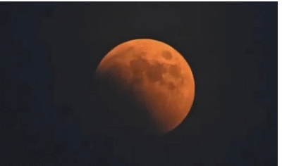 നാളെ പൂ‌‌ർണ ചന്ദ്രഗ്രഹണം കാണാനൊരുങ്ങി ലോകം