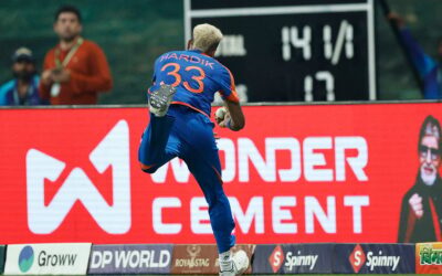 ഇന്ത്യയെ ‘വിറപ്പിച്ച്’ ഒമാന്‍ കീഴടങ്ങി; എട്ടുപേര്‍ പന്തെറിഞ്ഞിട്ടും വീഴ്ത്താനായത് നാലുവിക്കറ്റ്