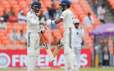 മിന്നും ഫോമില്‍ ജഡേജയും; അര്‍ധ സെഞ്ച്വറി, ഇന്ത്യ മികച്ച സ്‌കോറിലേക്ക്