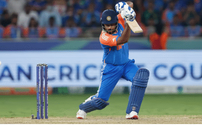 ‘സെഞ്ച്വറി നേടിയിട്ടും എന്തൊരു അന്യായമാണ് സഞ്ജുവിനോട് കാണിക്കുന്നത്’