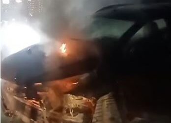 അതിരപ്പിള്ളിയില്‍ നിയന്ത്രണംവിട്ട കാര്‍ ഡിവൈഡറിലിടിച്ച് തീപിടിച്ചു; എസ്‌ഐയ്ക്കും കുടുംബത്തിനും പരിക്ക്