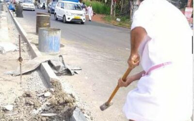 ‘ക്ഷേത്രത്തിനു മുന്നിലെ യുടേണ് അടച്ചു’; ചുറ്റിക കൊണ്ട് ഡിവൈഡര് തല്ലിത്തകര്ത്ത് അനില് അക്കര