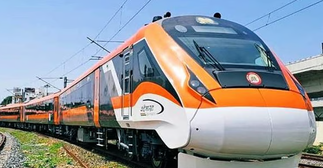 എറണാകുളം- ബംഗളൂരു വന്ദേഭാരത് ഫ്ലാഗ് ഓഫ് ശനിയാഴ്ച; മോദി ഓണ്ലൈനായി ഉദ്ഘാടനം ചെയ്യും