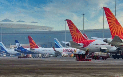 എയര് ട്രാഫിക് കണ്ട്രോളില് തകരാര്; ഡല്ഹി വിമാനത്താവളത്തിന്റെ പ്രവര്ത്തനം താറുമാറായി, നൂറിലധികം വിമാനങ്ങള് വൈകി