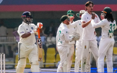 പരമ ദയനീയം ഇന്ത്യന്‍ ബാറ്റിങ്; വഴങ്ങിയത് കൂറ്റന്‍ ലീഡ്