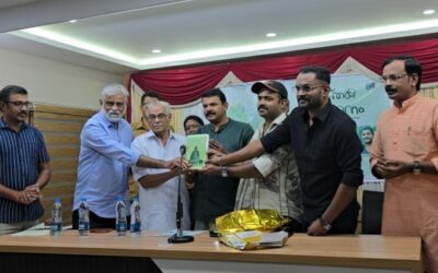 ‘ബുദ്ധനും യൂദാസും കുറെ ചാവേറുകളും’ നോവൽ പ്രകാശനം ചെയ്തു