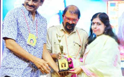 മികച്ച ഡോക്യുമെൻ്ററി ചിത്രത്തിനുള്ള പുരസ്കാരം ഏറ്റുവാങ്ങി ബിന്ദു നന്ദന