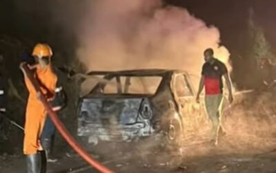 ശബരിമല തീര്ഥാടകര് സഞ്ചരിച്ച കാറിന് തീപിടിച്ചു, ഉടന് പുറത്തിറങ്ങി; ആര്ക്കും പരിക്കില്ല