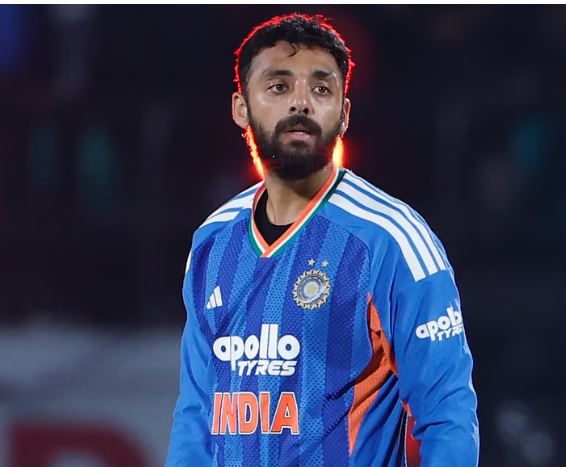 ടി20യില്‍ അതിവേഗം 50 വിക്കറ്റുകള്‍; വരുണ്‍ ചക്രവര്‍ത്തിക്ക് നേട്ടം