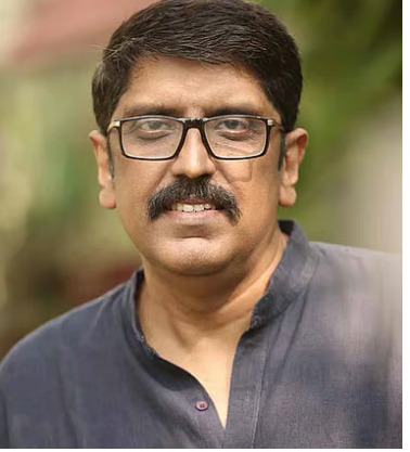 ‘പറയാനെന്തോ ബാക്കി വച്ച് ശ്രീനിവാസന്‍ മടങ്ങി, ഏത് കാലത്തും പുനര്‍വായിക്കേണ്ട എഴുത്ത്’: ബി ഉണ്ണികൃഷ്ണന്‍