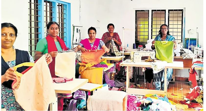 ഈ തെരഞ്ഞെടുപ്പില്‍ ഭൂരിപക്ഷം ‘കുടുംബശ്രീക്ക്’; ജയിച്ചത് 7,210 പ്രവര്‍ത്തകര്‍