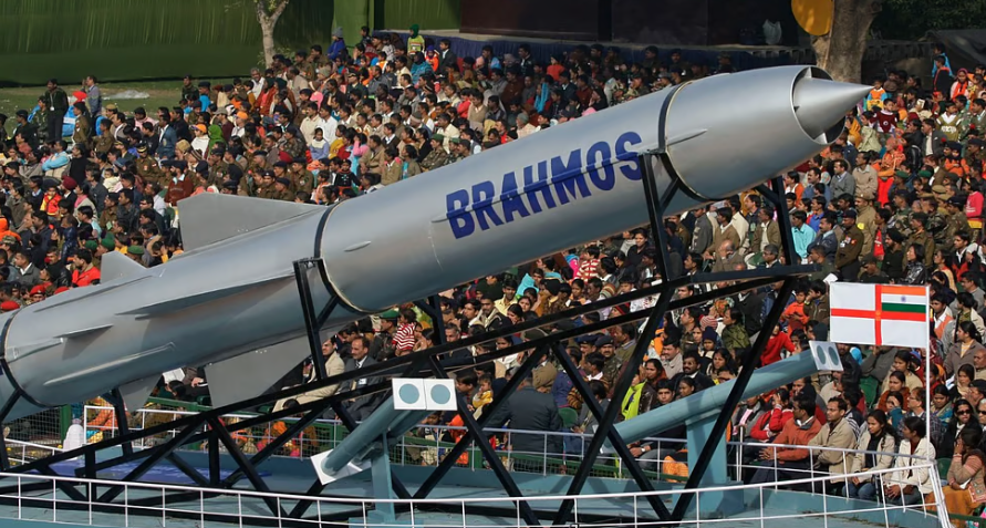 തിരുവനന്തപുരത്ത് ബ്രഹ്മോസ് മിസൈല്‍ നിര്‍മാണ യൂണിറ്റ്; സ്ഥലം അനുവദിക്കാന്‍ സുപ്രീം കോടതി അനുമതി