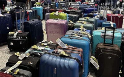 വിമാനത്താവളങ്ങളില് പ്രതിഷേധം, മുദ്രാവാക്യം വിളി; ഇന്ഡിഗോ പ്രതിസന്ധിയില് വലഞ്ഞ് യാത്രക്കാര്