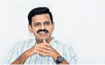 അതിജീവിതയെ അപമാനിച്ചു; സന്ദീപ് വാര്യരുടെ മുന്കൂര് ജാമ്യാപേക്ഷ നാളെ പരിഗണിക്കും