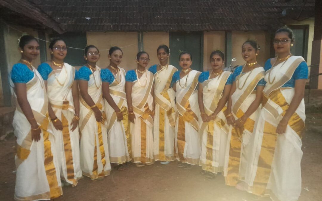 റവന്യു ജില്ലാ കലോത്സവം; വഞ്ചിപ്പാട്ടിനു എ ഗ്രേഡ് നേടി ഗവ ഗേൾസ് ഹയർ സെക്കന്ററി സ്കൂളിലെ വിദ്യാർത്ഥിനികൾ