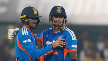 അഭിഷേക് ശര്മയ്ക്ക് 14 പന്തില് അര്ധ സെഞ്ചുറി, റെക്കോര്ഡ്; ന്യൂസിലന്ഡിനെതിരെ മൂന്നാം ടി20യിലും ജയിച്ചു പരമ്പര തൂക്കി ഇന്ത്യ