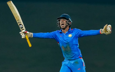 കിടിലൻ സെഞ്ച്വറിയടിച്ച് അമൻ; കര്‍ണാടകയെ വീഴ്ത്തി വിദര്‍ഭ വിജയ് ഹസാരെ ട്രോഫി ഫൈനലില്‍