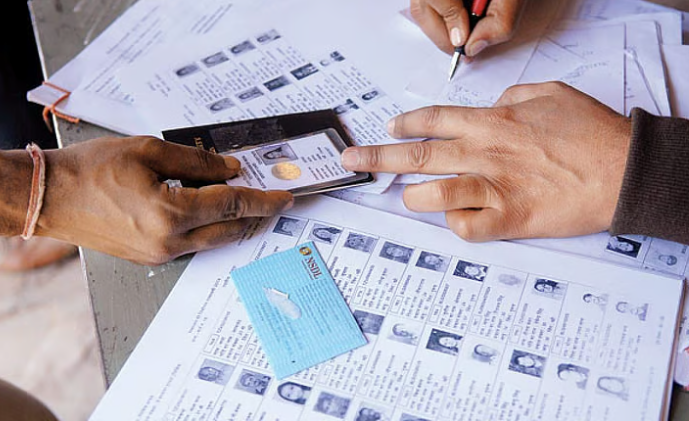 വിദേശത്ത് ജനിച്ചവര്ക്കും വോട്ടര്പട്ടികയില് പേര് ചേര്ക്കാം, ഓഫ് ലൈനായി അവസരം