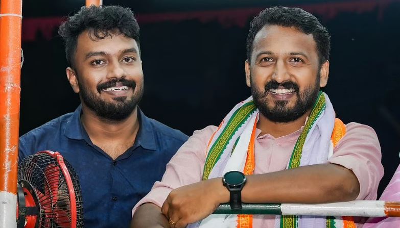 ‘രാഹുലിനെ ഒറ്റയ്ക്ക് കാണണം, രാത്രിയായാലും കുഴപ്പമില്ല’; പരാതിക്കാരിയുടെ ചാറ്റ് പരസ്യമാക്കി ഫെന്നി നൈനാന്‍