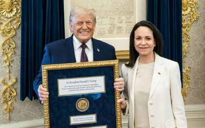 നൊബേല്‍ സമ്മാനം ട്രംപിന് സമര്‍പ്പിച്ച് വെനസ്വേലന്‍ നേതാവ് മച്ചാഡോ; വലിയ ബഹുമതിയെന്ന് ട്രംപ്