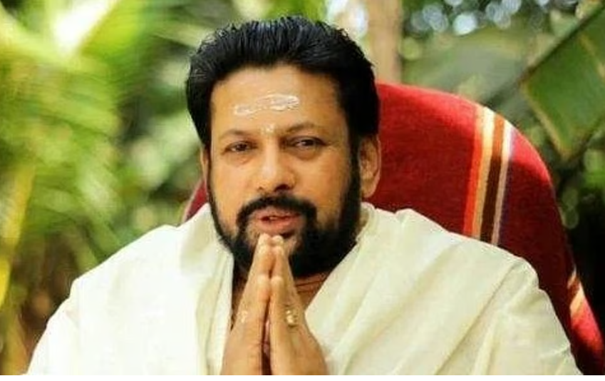 ശബരിമല സ്വര്‍ണ്ണക്കൊള്ള കേസില്‍ തന്ത്രി കണ്ഠര് രാജീവര് കസ്റ്റഡിയില്‍, എസ്‌ഐടി ചോദ്യം ചെയ്യുന്നു