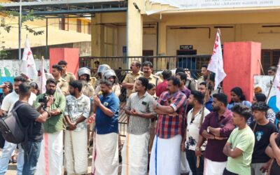 വയൽ നികത്തലിനെതിരെ ഡിവൈഎഫ്ഐ മുദാക്കൽ മേഖല കമ്മിറ്റി മുദാക്കൽ പഞ്ചായത്തിലേക്ക്  പ്രതിഷേധ മാർച്ച് സംഘടിപ്പിച്ചു