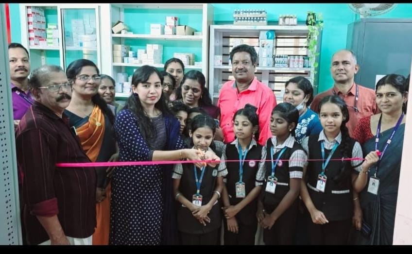 സ്കൂൾ പ്രവർത്തനങ്ങൾ സമൂഹനന്മയ്‌ക്ക്