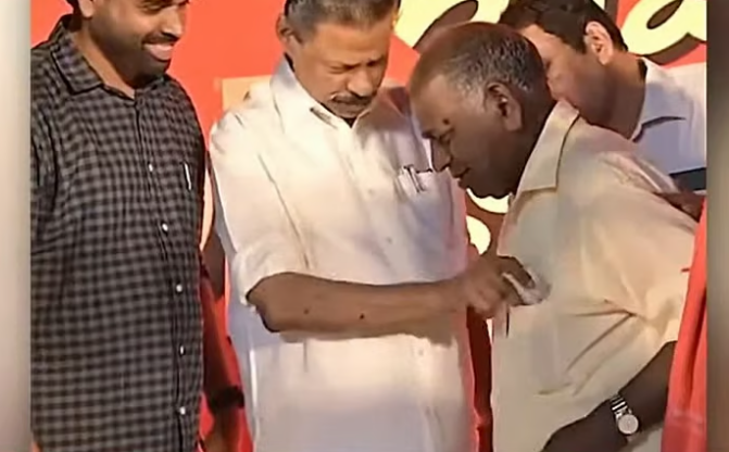 ‘ആ പണം എന്റേതല്ല, എന്റെ കയ്യില് തന്ന് ഫോട്ടോ എടുപ്പിച്ചതാണ്; ഗോവിന്ദന് മാഷ് തിരികെ തരുമെന്നും പറഞ്ഞിരുന്നു’