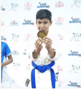 കേരള സ്റ്റേറ്റ് സബ് ജൂനിയർ കാരാട്ടെ ചാംമ്പ്യൻഷിപ്പിൽ ഗോൾഡ് മെഡൽ നേടി അഫ്താബ് റിഹാൻ