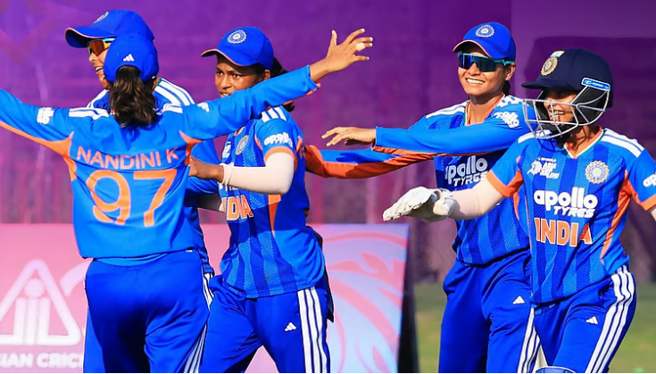 100 പോലും കടത്തിയില്ല, വിജയം അനായാസം! ഏഷ്യാ കപ്പ് വനിതാ കിരീടം ഇന്ത്യക്ക്