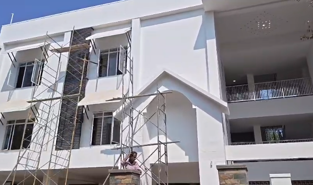 സ്വകാര്യ ആശുപത്രികളില് രോഗികളെ എത്തിച്ചാല് ആംബുലന്സ് ഡ്രൈവര്മാര്ക്ക് 10,000 രൂപ വരെ നല്കുന്നു; ആരോപണവുമായി മന്ത്രി വീണാ ജോര്ജ്