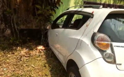 വർക്കലയിൽ കുടുംബം സഞ്ചരിച്ചിരുന്ന കാർ നിയന്ത്രണം വിട്ട് അപകടം; വീട്ടമ്മ മരിച്ചു