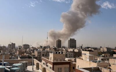 സംഘർഷം പടരുന്നു; ഇറാന് ആക്രമണത്തില് അബുദാബിയില് ഒരു മരണം, ബഹ്റൈനിലും കുവൈത്തിലും സ്ഫോടനങ്ങള്