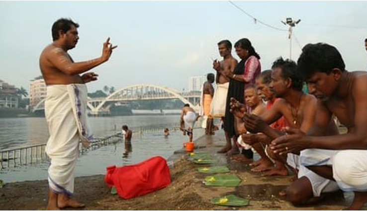 ശിവരാത്രി: ബലി തര്‍പ്പണ സമയം എപ്പോള്‍?, വത്രാനുഷ്ഠാനം എങ്ങനെ?, പ്രധാനപ്പെട്ട ക്ഷേത്രങ്ങള്‍ ഏതെല്ലാം?