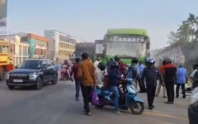 കല്ലമ്പലത്ത് വാഹനത്തിനു തീ പിടിച്ചു