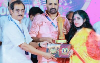 സംസ്കാര സാഹിതി സംസ്ഥാന കമ്മിറ്റിയുടെ ഡോക്യുമെൻ്ററി പുരസ്കാരം ഏറ്റുവാങ്ങി ബിന്ദു നന്ദന