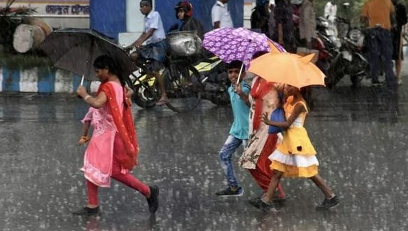 കേരളത്തിൽ ഇന്ന് ഇടിമിന്നലോടു കൂടിയ മഴയ്ക്ക് സാധ്യത, എല്ലാ ജില്ലകളിലും മുന്നറിയിപ്പ്