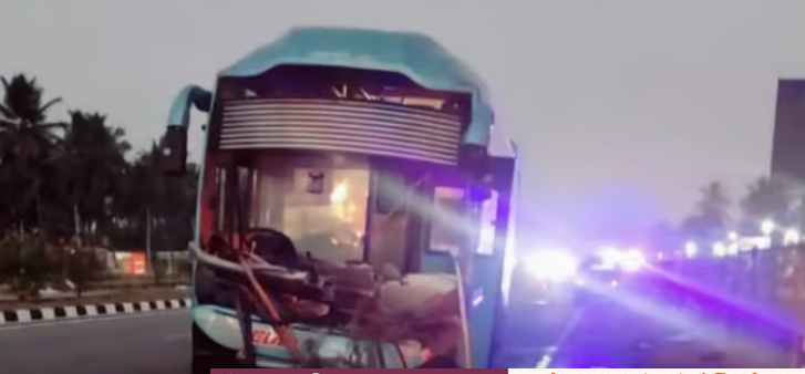 മൈസൂരുവിൽ സ്വകാര്യ സ്ലീപ്പർ ബസ് ഡിവൈഡറിൽ ഇടിച്ച് അപകടം; നാല് മലയാളികൾ മരിച്ചു