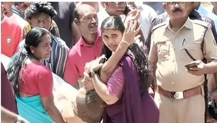 ‘ഓട്ടോ ഡ്രൈവര് പത്ത് ലക്ഷം തട്ടിയെടുത്ത് വഴിയില് തള്ളി’, തട്ടിപ്പ് നാടകവുമായി വയോധിക; കള്ളി പൊളിച്ച് പൊലീസ്