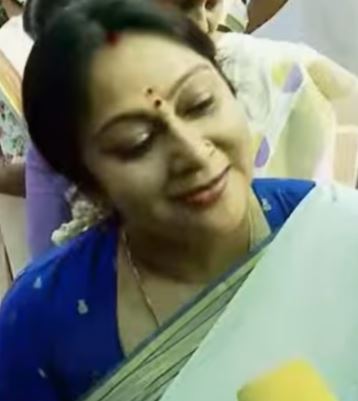 പെങ്കാലയ്ക്ക് ചിപ്പി എത്തിയേ..! എത്ര വർഷമായി എന്ന ചോദ്യത്തിന് മറുപടി, എല്ലാം നന്നായിട്ട് പോകണമെന്നുള്ള പ്രാർഥനയെന്നും താരം