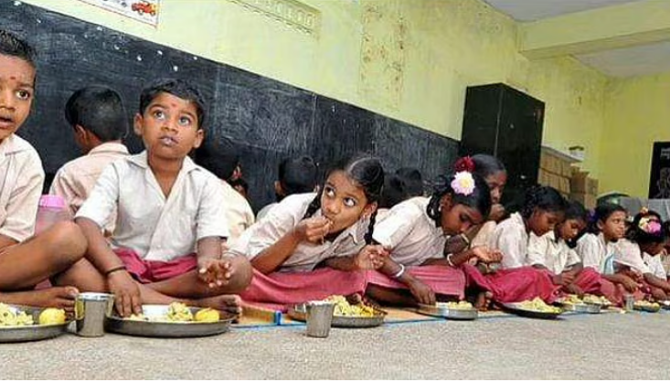 ഉച്ചഭക്ഷണം മുടങ്ങരുത്, സ്‌കൂളുകളില്‍ പാചകത്തിന് വിറക് അടുപ്പ് ഉപയോഗിക്കാന്‍ അനുമതി