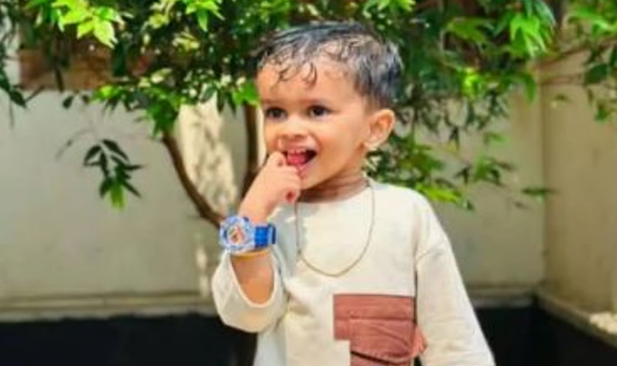 മുത്തച്ഛൻ ഓടിച്ച വാഹനത്തിനടിയിൽപ്പെട്ട് മൂന്ന് വയസുകാരന് ദാരുണാന്ത്യം