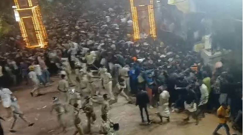 കണ്ണൂരില്‍ ഉത്സവത്തിനിടെ സിപിഎം – ബിജെപി സംഘര്‍ഷം: ലാത്തി വീശി അടിച്ചോടിച്ച് പൊലീസ്