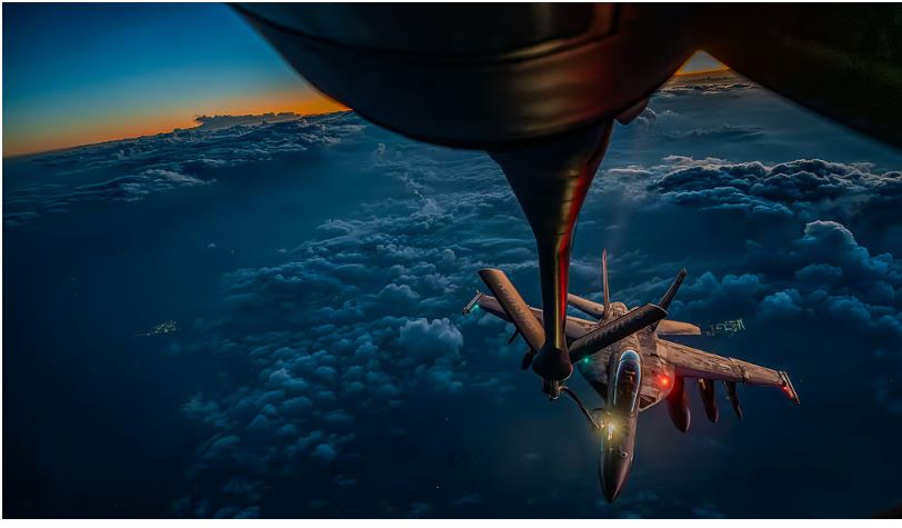 യുഎസ് വിമാനം ഇറാഖില്‍ തകര്‍ന്നു വീണു, വെടിവച്ചിട്ടെന്ന് ഇറാന്‍; ആറ് സൈനികര്‍ കൊല്ലപ്പെട്ടു?