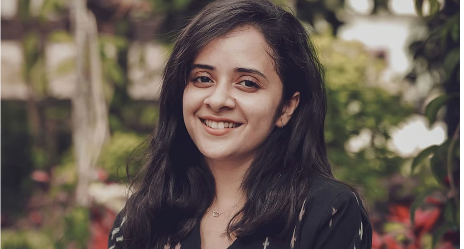 ‘യുകെയില്‍ വച്ച് ഭര്‍ത്താവിന് ചെവി വേദന വന്നപ്പോള്‍ ആശുപത്രിക്കാര്‍ പറഞ്ഞത്; കേരളം ഏറെ മുന്നില്‍’: അഞ്ജു ജോസഫ്